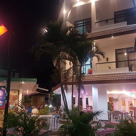 La Capannina Hotel Patong Exterior foto